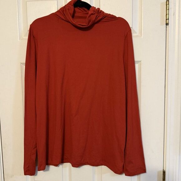 NWT Zenana Soft Turtle Neck Microfiber Top | Red | Plus Size - Picture 1 of 2